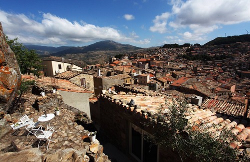 Mistretta House | House in the mountains 20 minutes from the sea