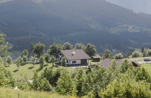 Dima House | House in the valley of Arratia. Near Bilbao, San Sebastian, Vitoria and Pamplona.