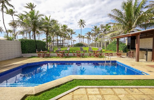 Vilas do Atlantico House | House in Vilas do Atlântico on the seafront with six air-conditioned suites