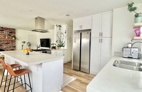 Santee House | house is sold, vrbo won't help delete this listing. don't book