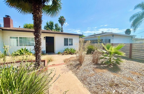 Santee House | house is sold, vrbo won't help delete this listing. don't book