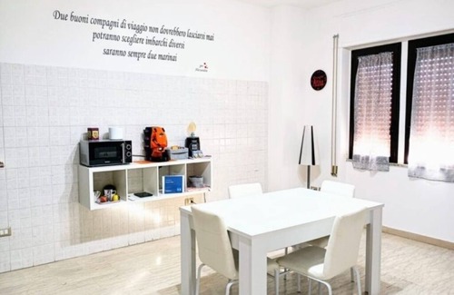 Santa Maria Capua Vetere Apartment | House of Aisha B&B, exclusive use apartment with free parking and wifi