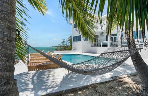 Nassau Apartment | House Jorja