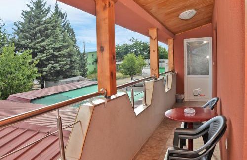 Negotino Apartment | House La Strada