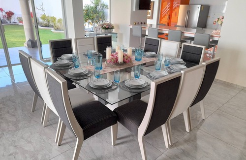 Cuernavaca House | House "Life is Beautiful"