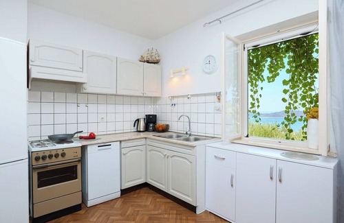 Brsecine Cottage | House Lillla