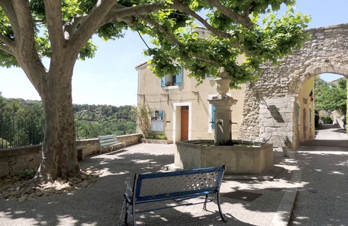 Le Beaucet House | House located in the heart of Le Beaucet village between Provence and Luberon