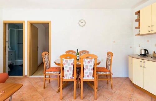 Cove Rogacic House | House Marina (41131-K1) - Vis - island Vis
