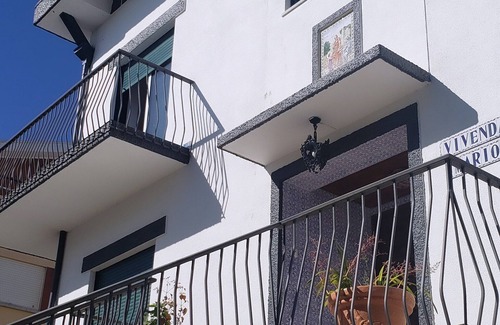 Darque Villa | House Mariona - Estadia com Linda Vista em Frente ao Rio Coura
