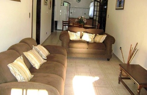 Ipiranga House | House - Martins de Sá Beach ACCOMMODATES 10 PEOPLE