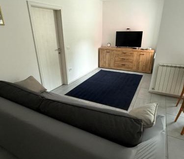 Lokev Apartment | House Mohar