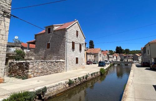 Vrboska House | House Morko