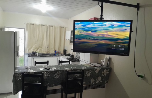 Primavera do Leste House | House near the lake, Grandpa Pedro.