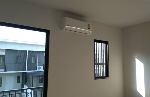 Ban Mai House | House near express way.