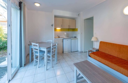 Parentis-en-Born Apartment | House near Lake Biscarrosse