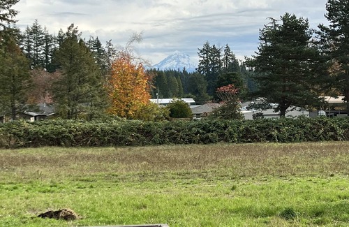 Boring House | House near Mt Hood and Columbia River
