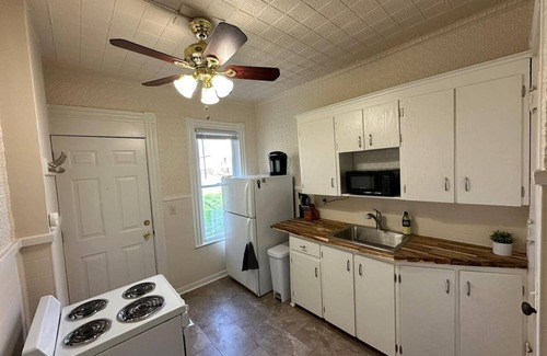 Corn Hill House | House near Strong & RGH