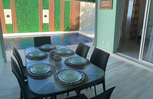 Residencial ROMANA House | House Near the beach