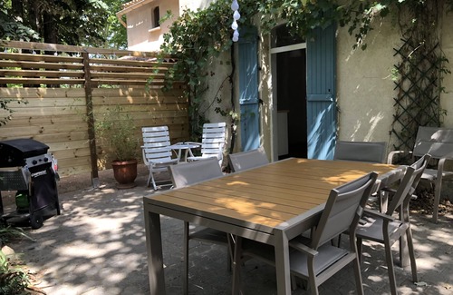 Euzet-les-Bains House | HOUSE, NEAR UZES, WITH GARDEN AND BOULECE COURT