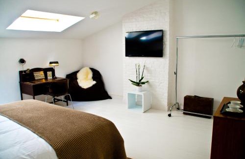 Ixelles Bed & Breakfast | House Ninety Guesthouse