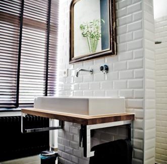 Ixelles Bed & Breakfast | House Ninety Guesthouse