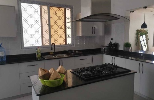 Shanzu Villa | House Numba Tatu Your Tropical Home Away from Home!nTours, Beaches & Good Vibes