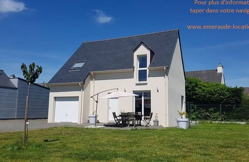 Saint-Jouan-des-Guerets House | House on the outskirts of Saint-Malo