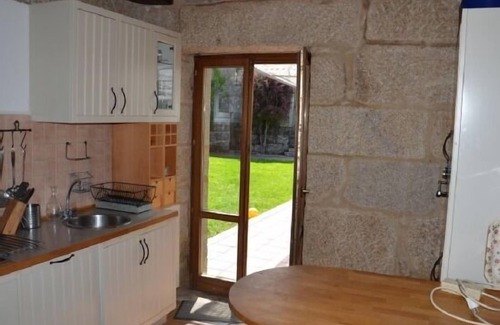 Ponte Caldelas Cottage | House of Anceu for 8 people