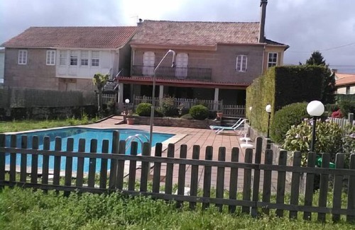 Ponte Caldelas Cottage | House of Anceu for 8 people