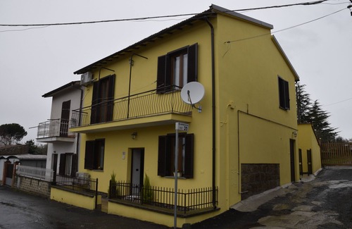 Vetralla Apartment | House of bacchus - Barbera apartment