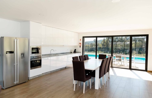 Britelo House | House of Blueberries Duke T8