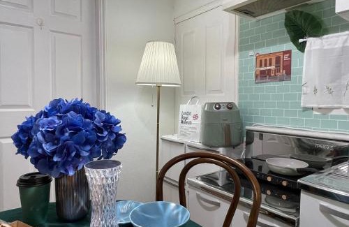 Gwangjin Apartment | House of Camelia 4min fr subway stn, Children's Grand Park, Go-to Spot