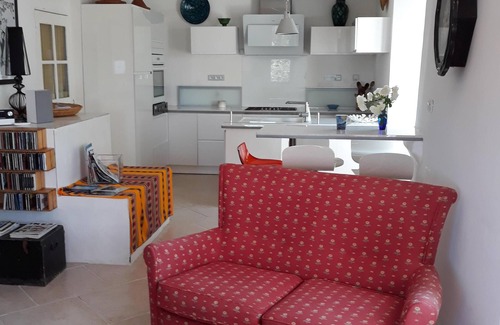 Crillon-le-Brave House | House of character in the heart of the village