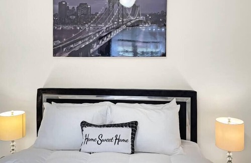 Fairfax House | House of Delight, Fairfax - Free parking