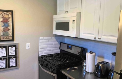 Benton Tract House | House of Favor