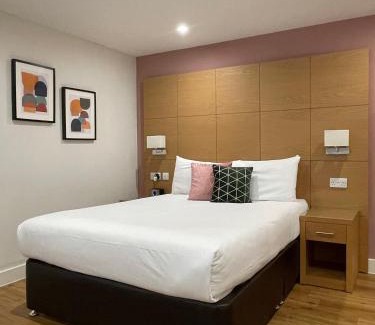 Reading City Centre Apartment | House of Fisher - 100 Kings Road