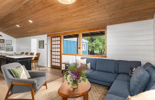 Lodge Hill House | House of Joy-Sleeps 12