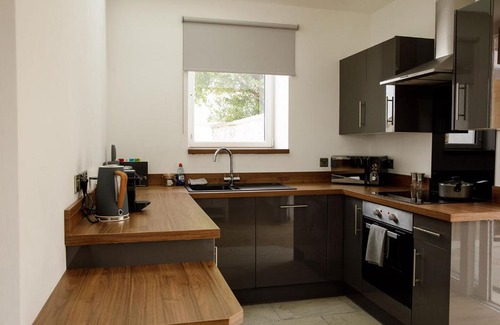 Broadford Apartment | House of Juniper - Luxury Accessible Apartment