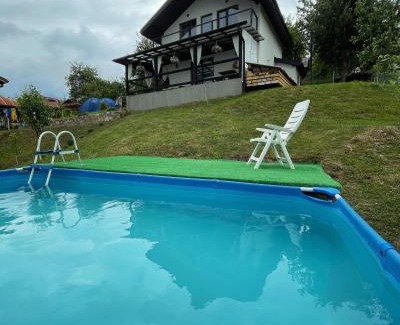 Slavske House | House of moonlight