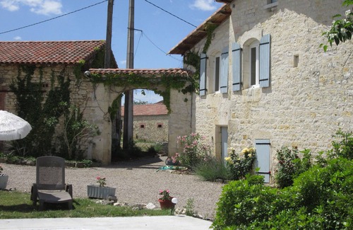 Villeneuve-sur-Vere House | House of Petit Lieur