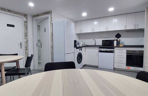 Castelo Branco House | House of Pottery