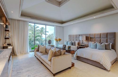 Playacar Beach Villa | House of Sirens