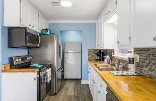 Biltmore Beach Apartment | House of Tranquility