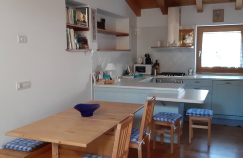 Besenello Apartment | House of Wood and Heart CIPAT 022013-AT-011042accozy lodging in Trentino