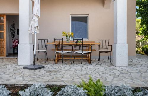Crni Villa | House Olive Bay View