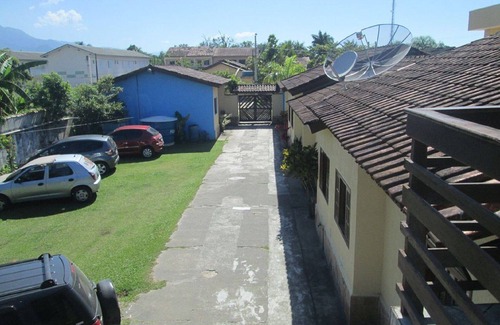 Balneario Mogiano Ski Chalet | House on Boracéia Beach sleeps 4 people