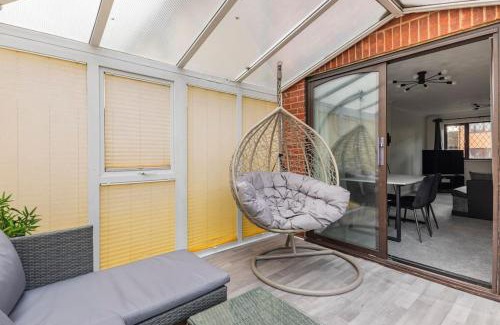 Lakenheath Apartment | House on cul de sac