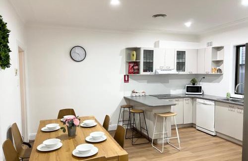 Fairfield Heights House | House on Hamilton-No Party/Event