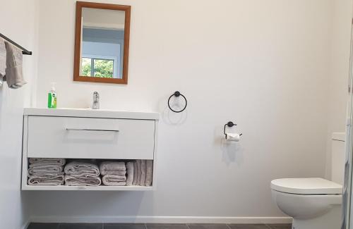 Taumarunui House | House on Huia
