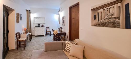 Herronisos House | House on Sea Sifnos